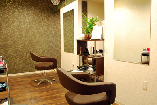 アベリー設計施工の美容室例7　ターズヘアデザイン(御殿場市)