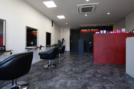 アベリー設計施工の美容室例17　Salone di Romeo 　サロン　ディ　ロメオ(静岡市)